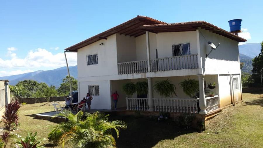Foto Casa en Venta en Trujillo, Trujillo - U$D 27.500 - CAV194037 - BienesOnLine