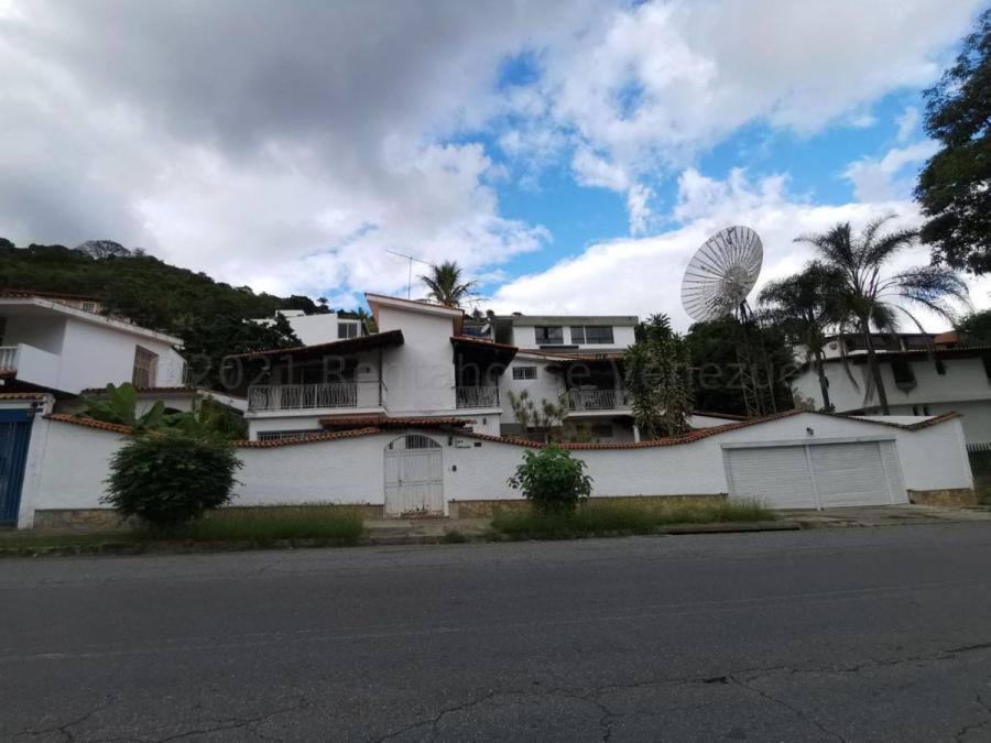 Foto Casa en Venta en Baruta, Prados del Este, Distrito Federal - U$D 250.000 - CAV184707 - BienesOnLine