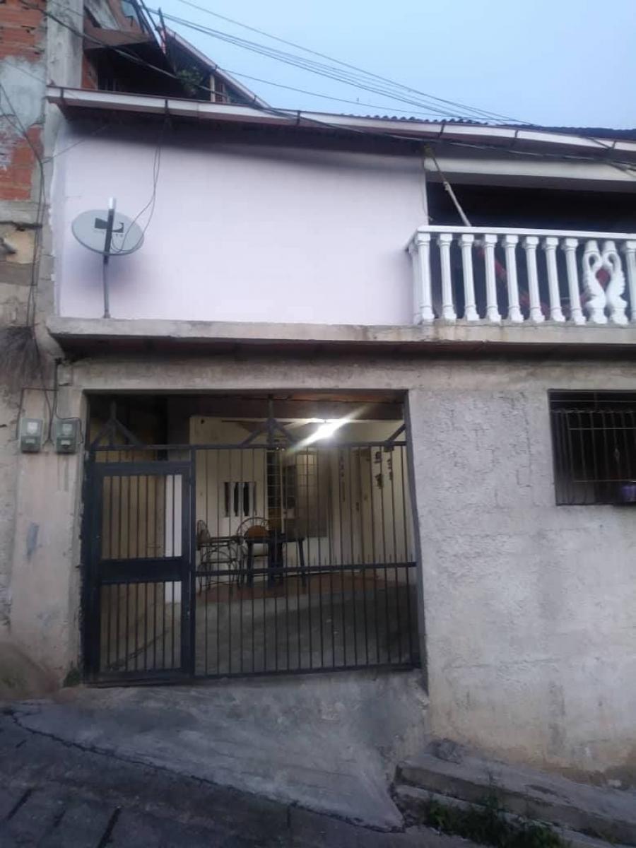 Foto Casa en Venta en KM 11, El Junquito, Distrito Federal - BsF 13.900 - CAV122034 - BienesOnLine