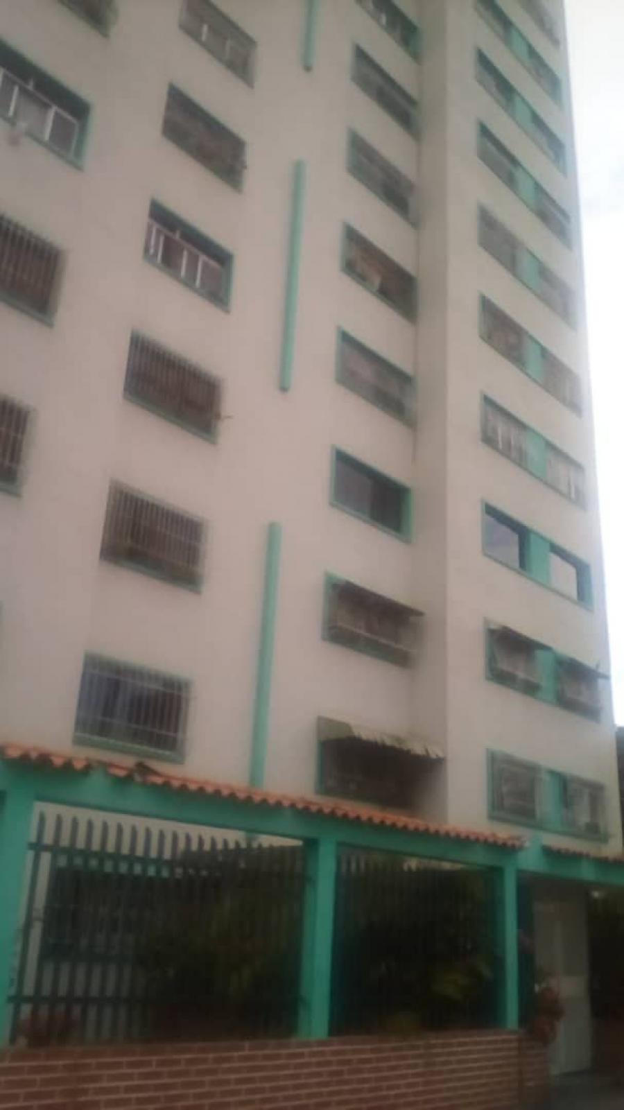 Foto Apartamento en Venta en Jardines, El Valle, Distrito Federal - BsF 15.000 - APV123414 - BienesOnLine