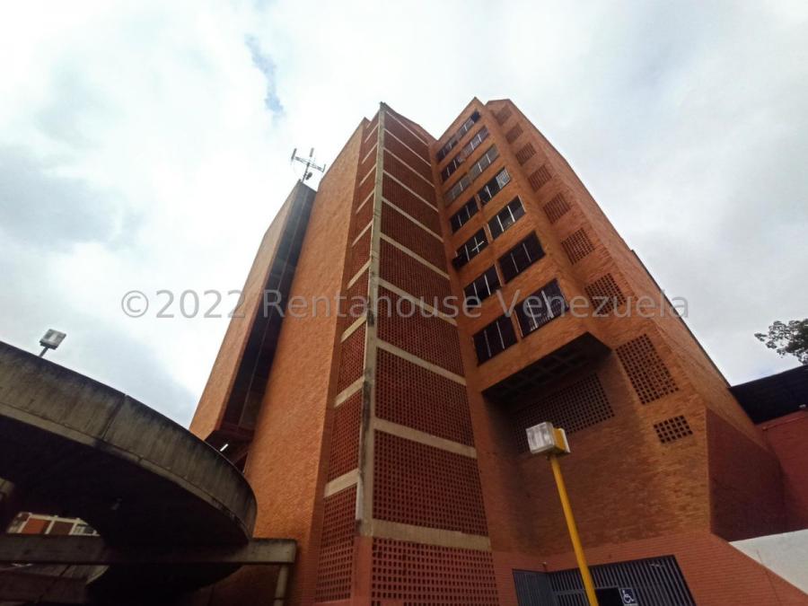 Foto Local en Alquiler en Libertador Oeste, Catia, Distrito Federal - U$D 1.250 - LOA215574 - BienesOnLine