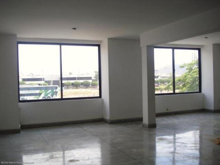 Foto Local en Alquiler en Valencia, Carabobo - BsF 12.000 - LOA24380 - BienesOnLine