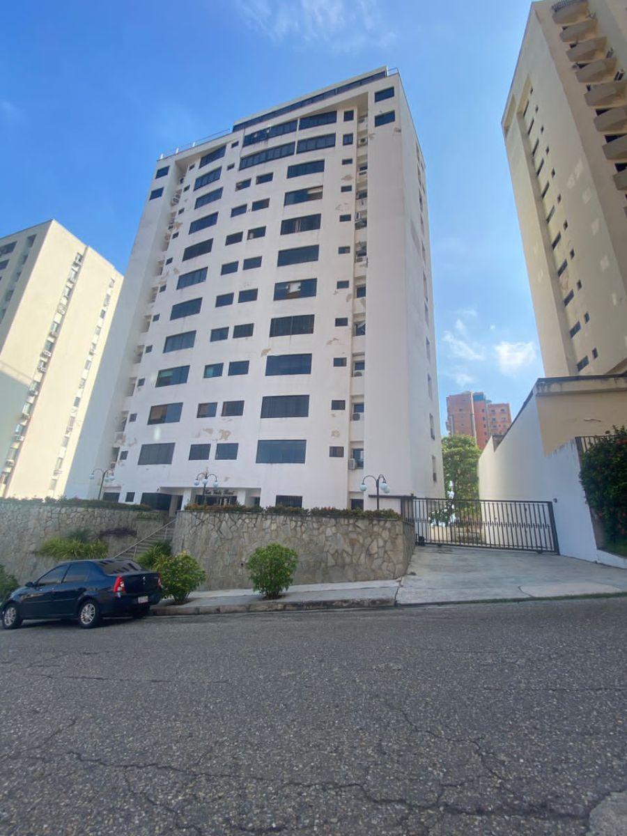 Foto Apartamento en Alquiler en El bosque, Valencia, Carabobo - U$D 350 - APA210660 - BienesOnLine