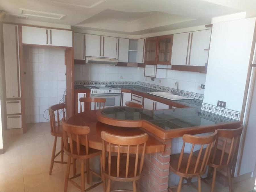 Foto Apartamento en Alquiler en Maracaibo, Zulia - U$D 300 - APA126149 - BienesOnLine