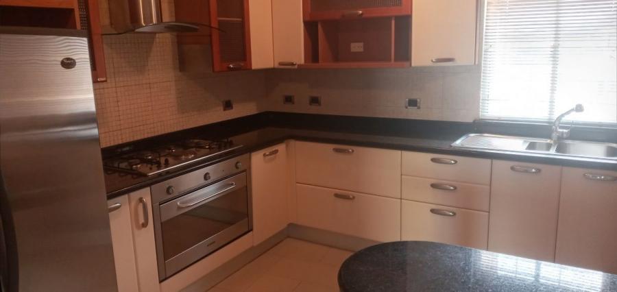 Foto Apartamento en Alquiler en EL MILAGRO, Maracaibo, Zulia - U$D 350 - APA151786 - BienesOnLine