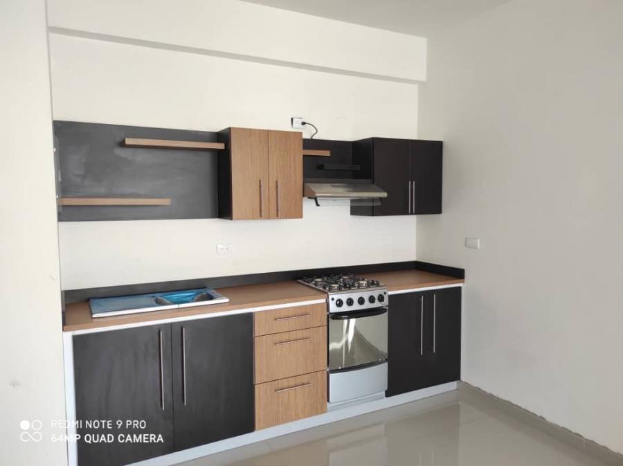 Foto Apartamento en Alquiler en AVENIDA FALCON, Maracaibo, Zulia - U$D 200 - APA146923 - BienesOnLine