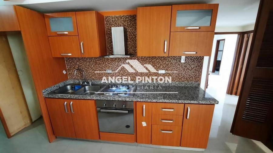 Foto Apartamento en Alquiler en Maracaibo, Zulia - U$D 320 - APA203323 - BienesOnLine