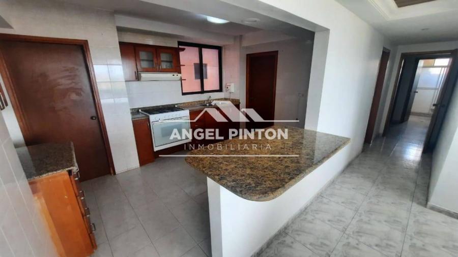 Foto Apartamento en Alquiler en Maracaibo, Zulia - U$D 350 - APA198691 - BienesOnLine