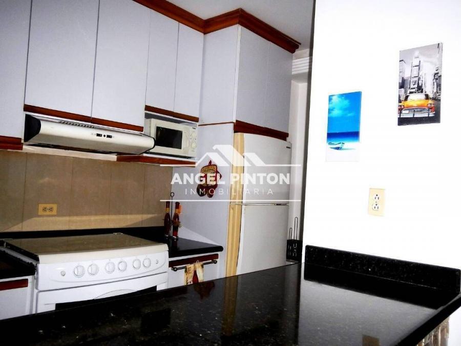 Foto Apartamento en Alquiler en Maracaibo, Zulia - U$D 550 - APA203008 - BienesOnLine