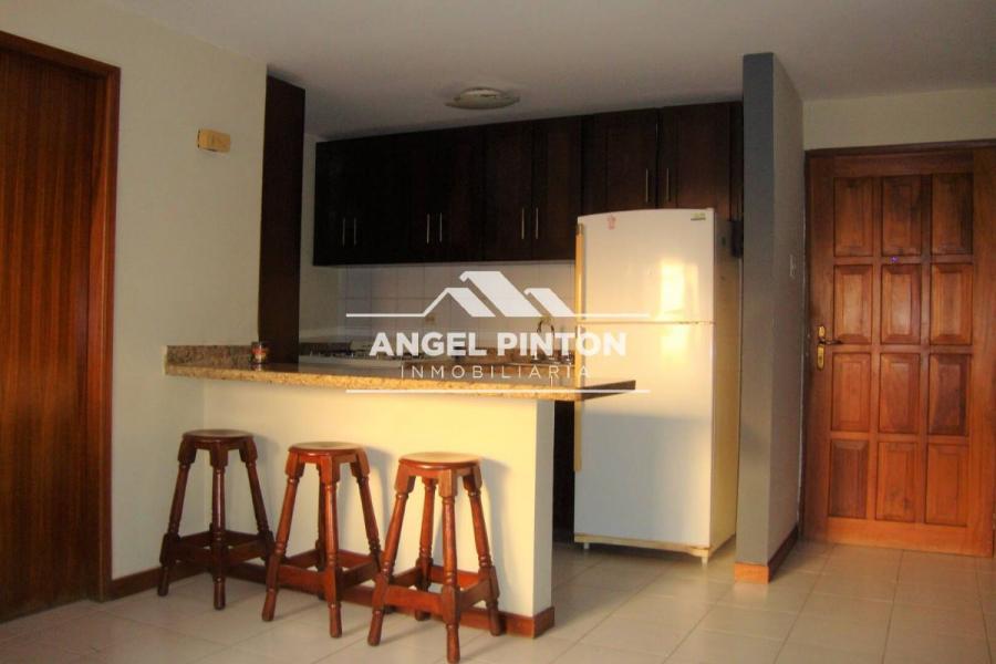 Foto Apartamento en Alquiler en TIERRA NEGRA, Maracaibo, Zulia - U$D 300 - APA224563 - BienesOnLine