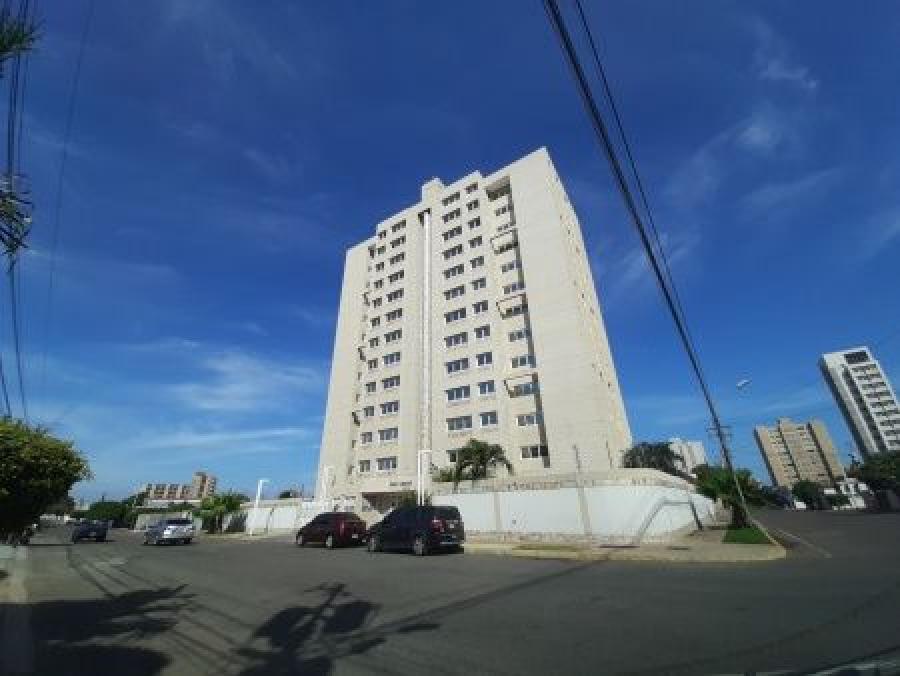 Foto Apartamento en Alquiler en Maracaibo, Zulia - U$D 500 - APA145943 - BienesOnLine