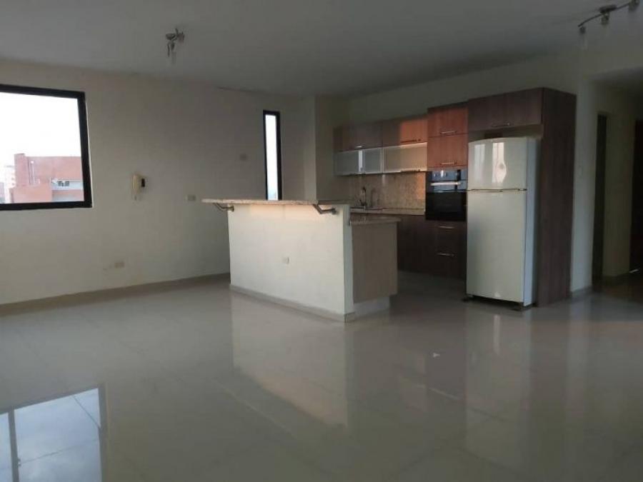 Foto Apartamento en Alquiler en Maracaibo, Zulia - U$D 200 - APA131125 - BienesOnLine