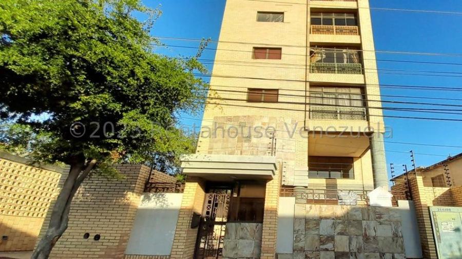 Foto Apartamento en Alquiler en Maracaibo, Zulia - U$D 300 - APA203588 - BienesOnLine