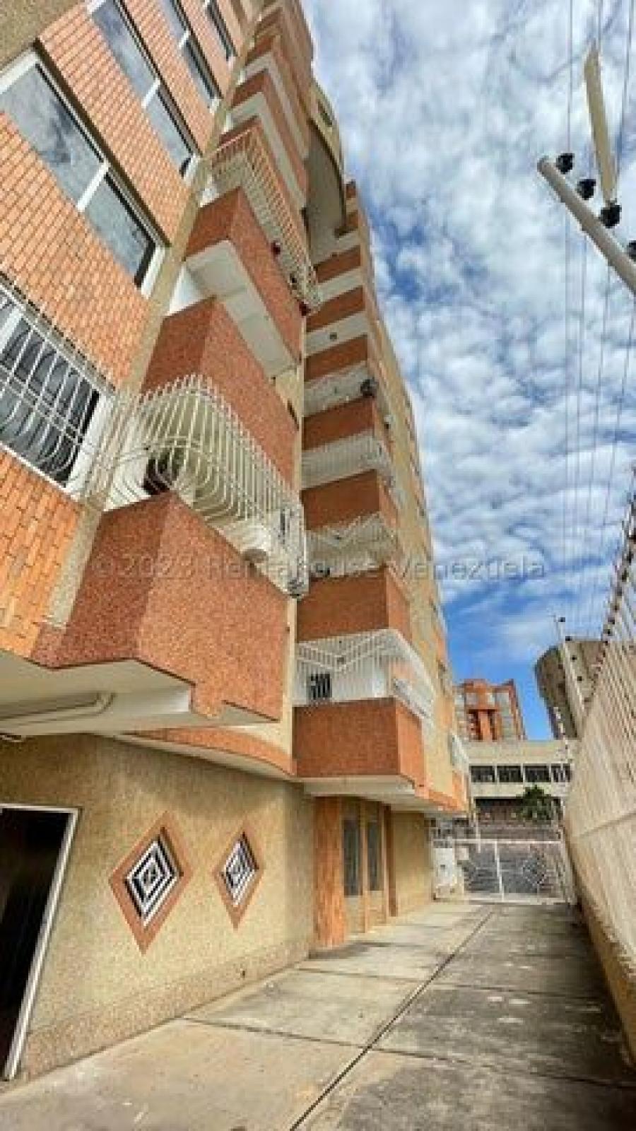 Foto Apartamento en Alquiler en Maracaibo, Zulia - U$D 400 - APA209839 - BienesOnLine