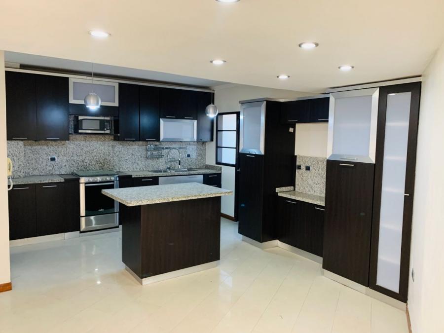 Foto Apartamento en Alquiler en norte, Maracaibo, Zulia - U$D 450 - APA144077 - BienesOnLine