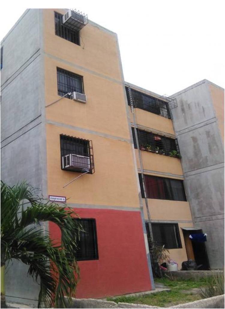 Foto Apartamento en Venta en PARAPARAL, Los Guayos, Carabobo - BsF 23.232.000 - APV100170 - BienesOnLine