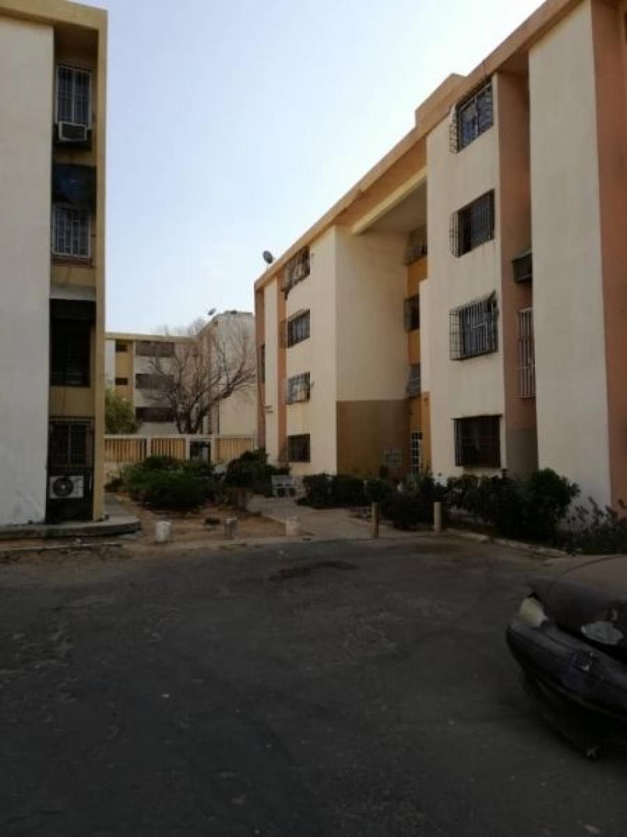 Foto Apartamento en Venta en El Cuji, Maracaibo, Zulia - U$D 11.000 - APV126875 - BienesOnLine