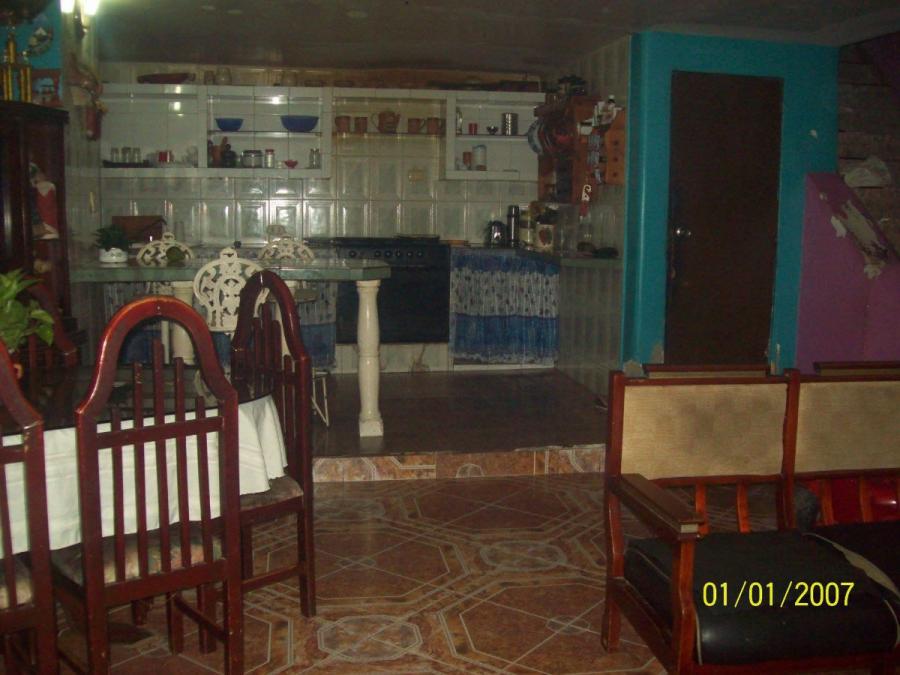 Foto Apartamento en Venta en entrada zona Industrial de cloris, Guarenas, Miranda - U$D 8.000 - APV141688 - BienesOnLine
