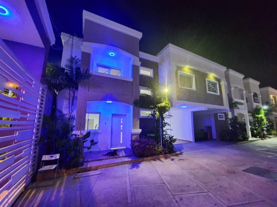 Home in Metric Way