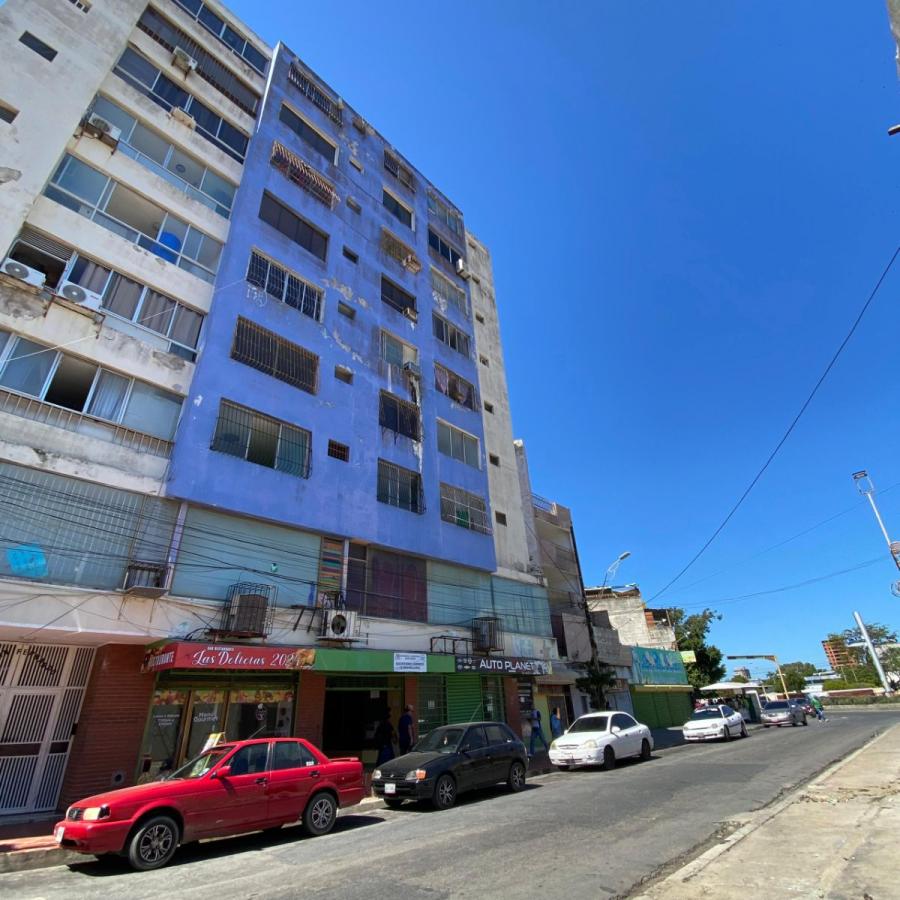 Foto Apartamento en Venta en Porlamar, Porlamar, Nueva Esparta - U$D 11.000 - APV224529 - BienesOnLine