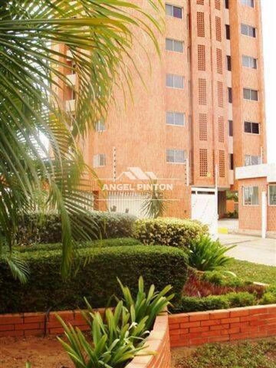 Foto Apartamento en Alquiler en Maracaibo, Zulia - U$D 350 - APA201504 - BienesOnLine