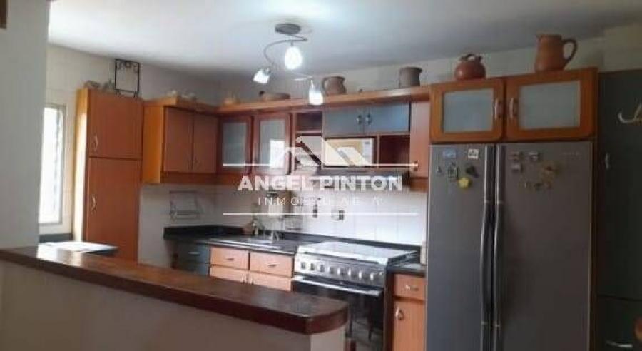 Foto Apartamento en Alquiler en Maracaibo, Zulia - U$D 300 - APA201498 - BienesOnLine