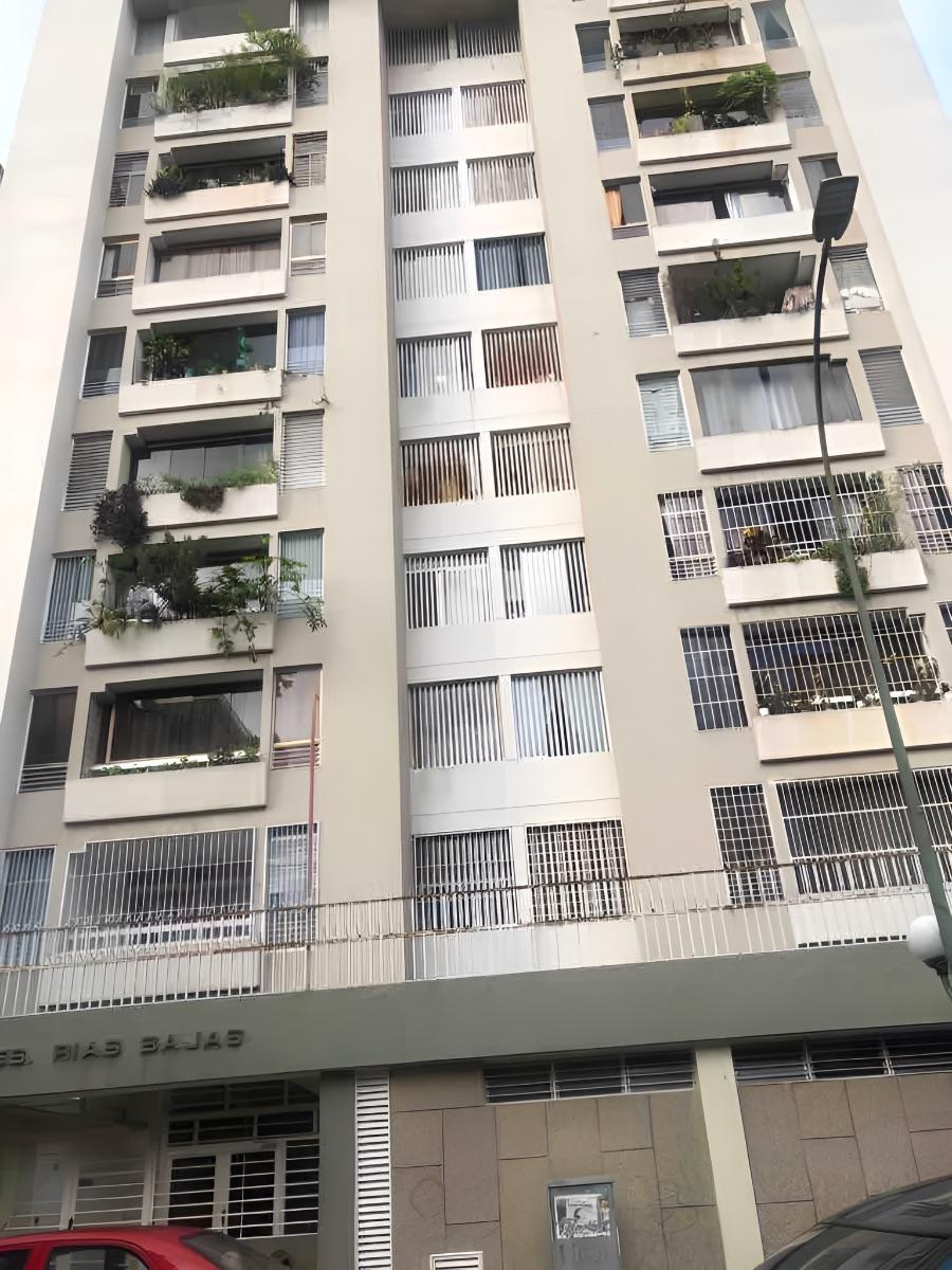 Foto Apartamento en Alquiler en Chacao, Chacao, Distrito Federal - U$D 500 - APA205796 - BienesOnLine