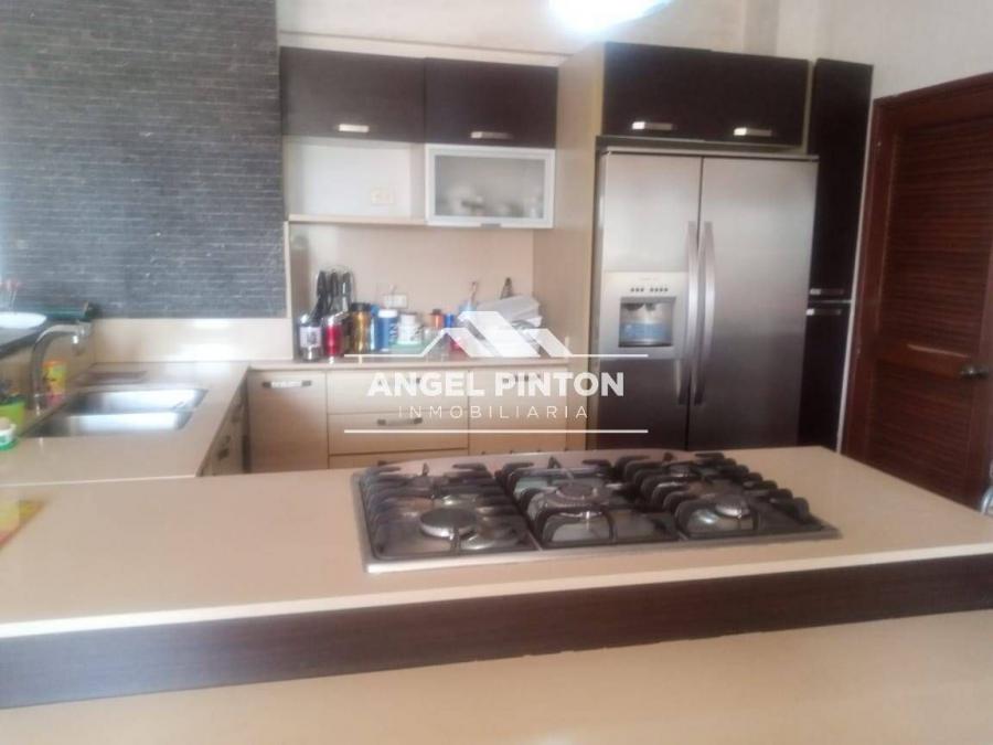 Foto Apartamento en Alquiler en Maracaibo, Zulia - U$D 350 - APA221311 - BienesOnLine