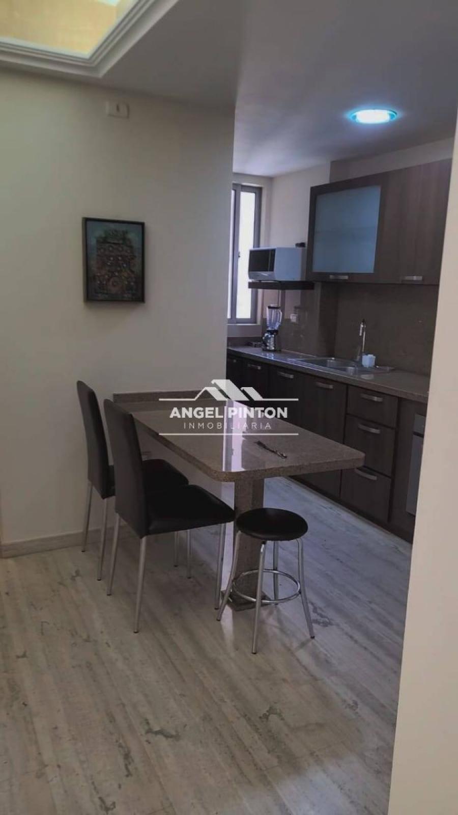 Foto Apartamento en Alquiler en El Milagro, Maracaibo, Zulia - U$D 500 - APA221406 - BienesOnLine