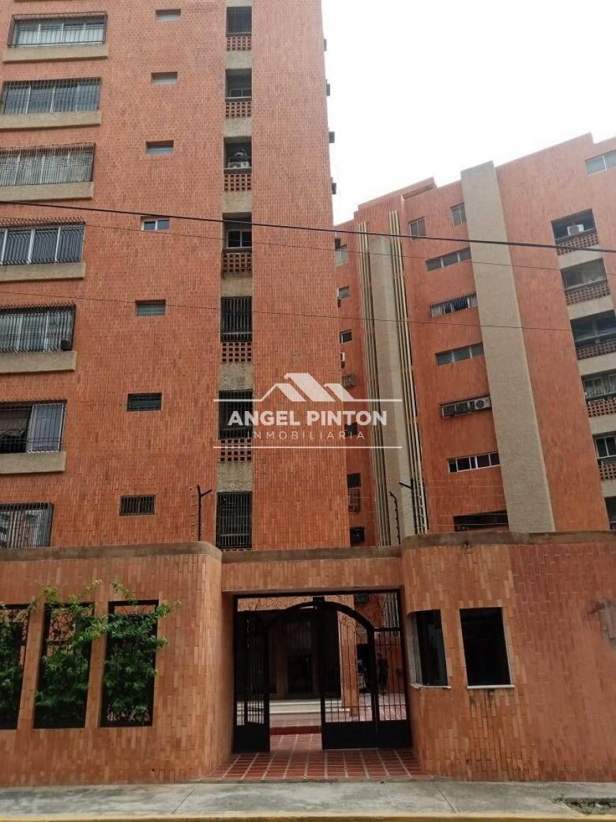 Foto Apartamento en Alquiler en Maracaibo, Zulia - U$D 300 - APA201810 - BienesOnLine