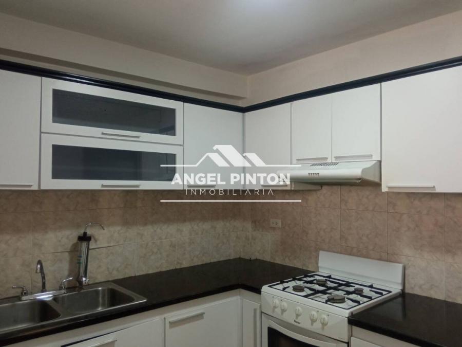 Foto Apartamento en Alquiler en Maracaibo, Zulia - U$D 150 - APA204139 - BienesOnLine