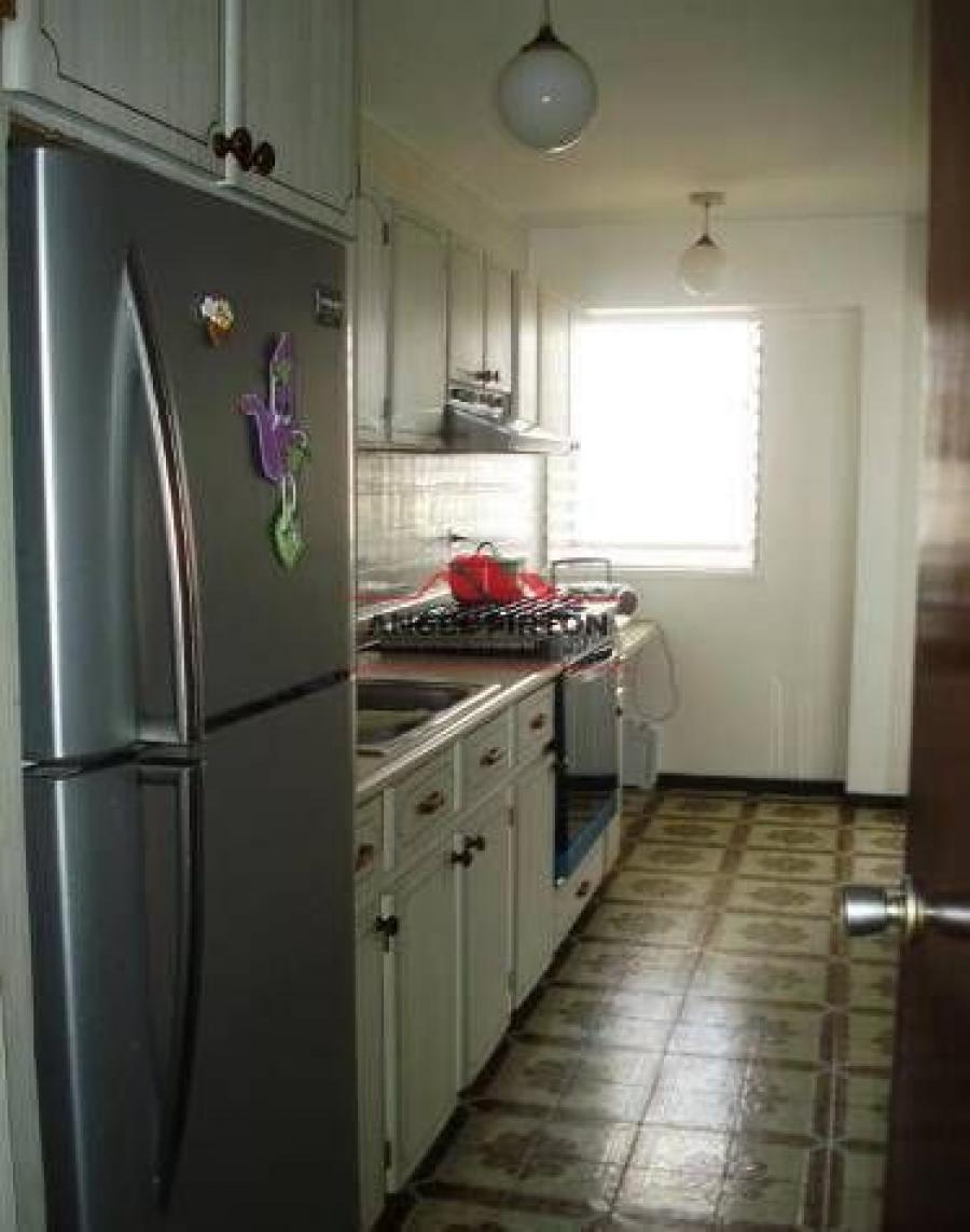 Foto Apartamento en Alquiler en Caracas, Distrito Federal - U$D 700 - APA188259 - BienesOnLine