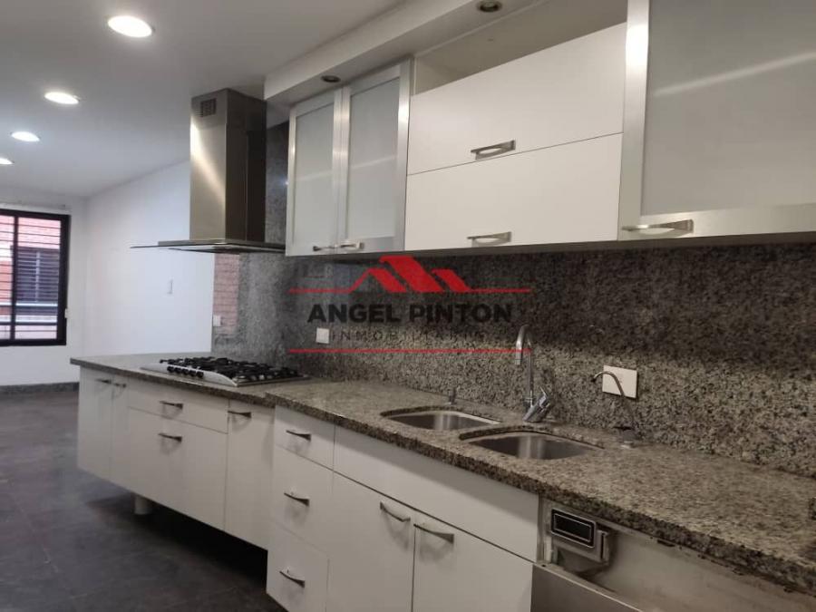 Foto Apartamento en Alquiler en Caracas, Distrito Federal - U$D 1.600 - APA180839 - BienesOnLine