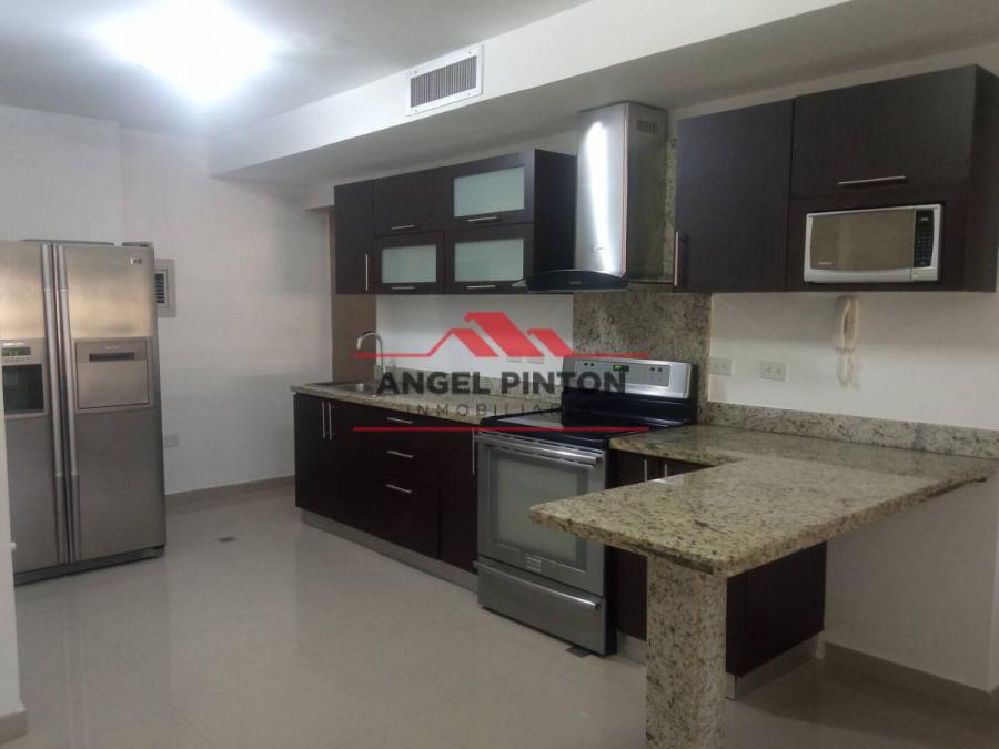 Foto Apartamento en Alquiler en Maracaibo, Zulia - U$D 320 - APA189286 - BienesOnLine