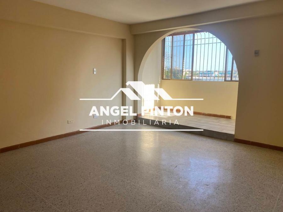 Foto Apartamento en Alquiler en Maracaibo, Zulia - U$D 200 - APA250292 - BienesOnLine