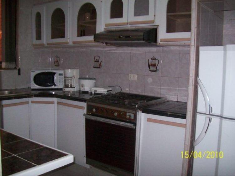 Foto Apartamento en Alquiler en base aragua, Maracay, Aragua - BsF 5.000 - APA23410 - BienesOnLine