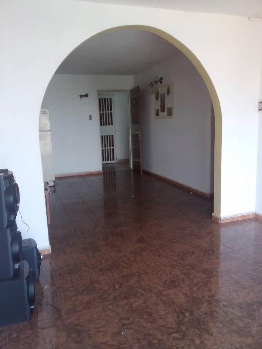 Foto Apartamento en Alquiler en Maracay, Aragua - U$D 250 - APA162913 - BienesOnLine