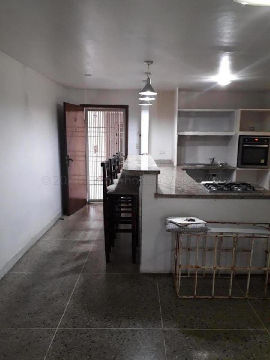 Foto Apartamento en Alquiler en Maracaibo, Zulia - U$D 150 - APA143803 - BienesOnLine