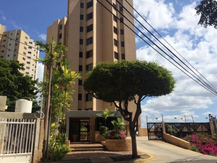 Foto Apartamento en Alquiler en Olegario Villalobos, Maracaibo, Zulia - BsF 250 - APA124126 - BienesOnLine