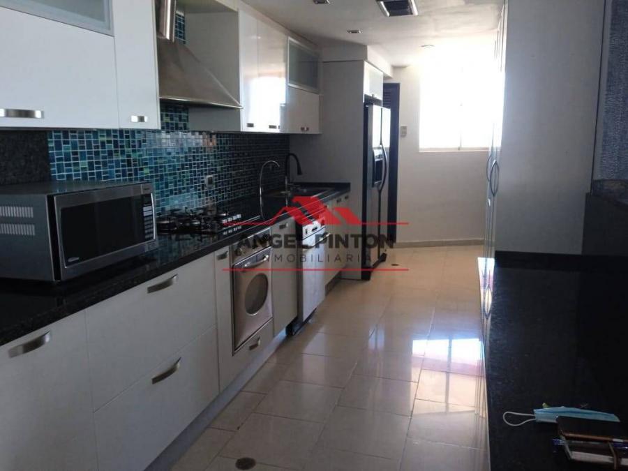 Foto Apartamento en Alquiler en Maracaibo, Zulia - U$D 400 - APA185749 - BienesOnLine