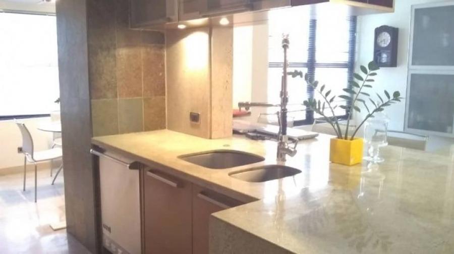 Foto Apartamento en Alquiler en Olegario Villalobos, Maracaibo, Zulia - U$D 1.000 - APA143372 - BienesOnLine