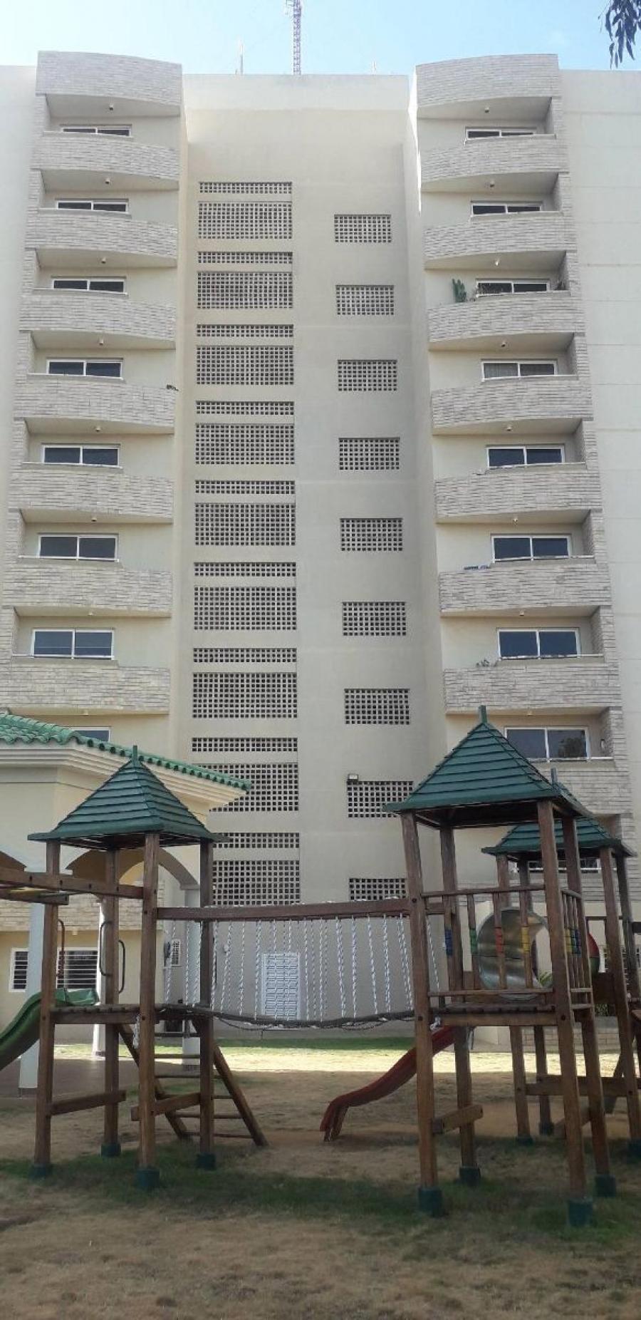 Foto Apartamento en Alquiler en Maracaibo, Zulia - U$D 330 - APA153951 - BienesOnLine