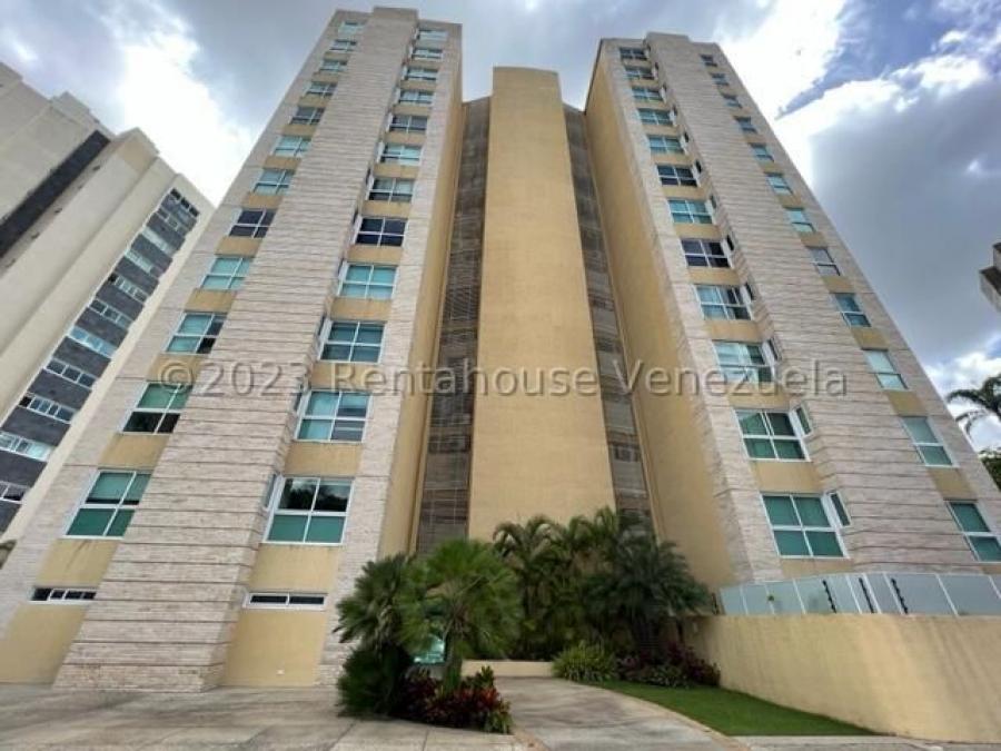 Foto Apartamento en Alquiler en Municipio Baruta, Las Mesetas de Sta Rosa de Lima, Miranda - U$D 2.000 - APA219422 - BienesOnLine