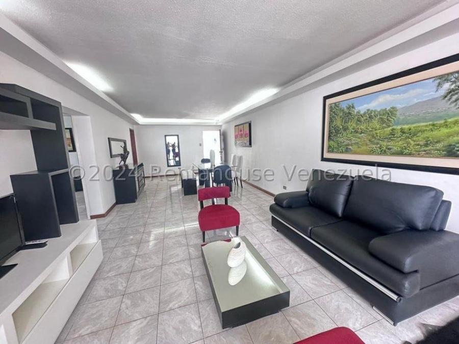 Foto Apartamento en Alquiler en Municipio Chacao, Los Palos Grandes, Miranda - U$D 1.200 - APA221074 - BienesOnLine