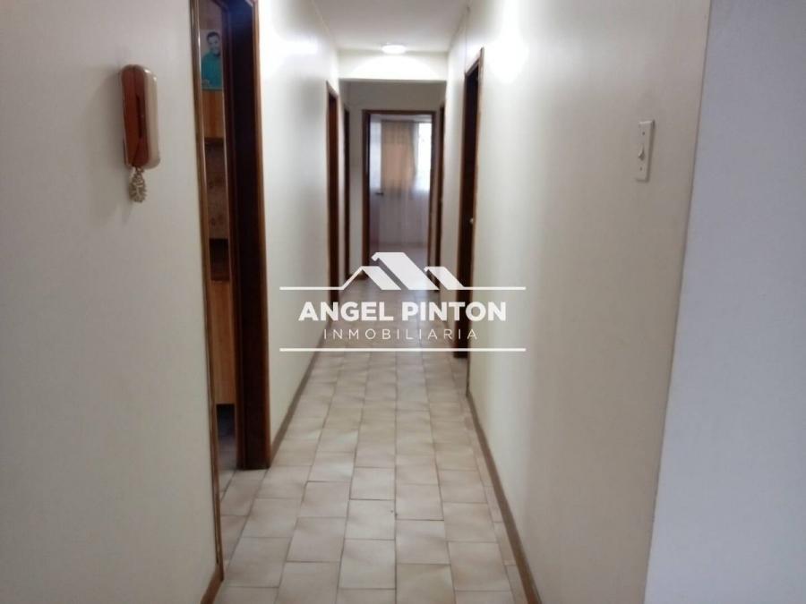 Home in Metric Way