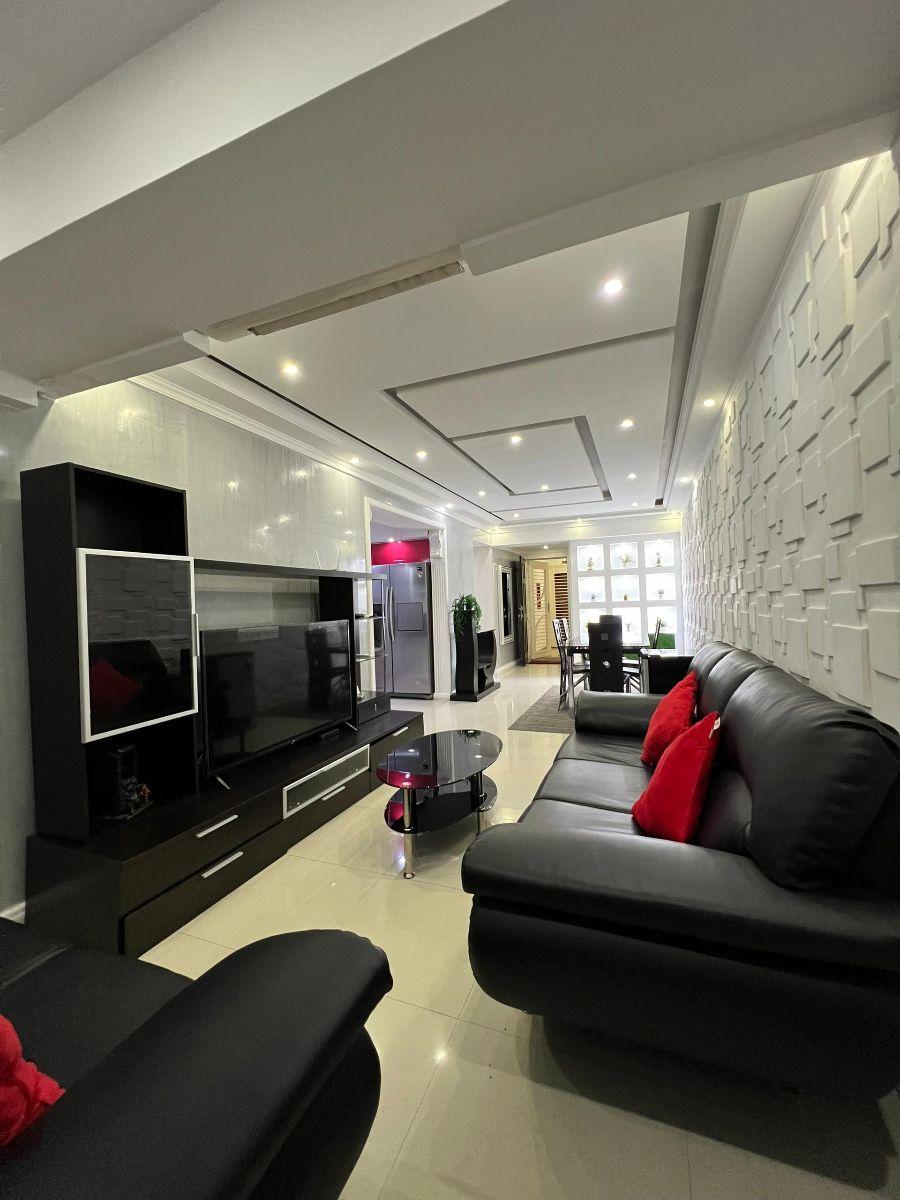 Home in Metric Way