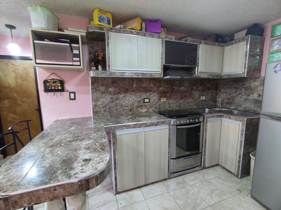 Foto Apartamento en Venta en Los Guayos, Carabobo - U$D 6.500 - APV173252 - BienesOnLine