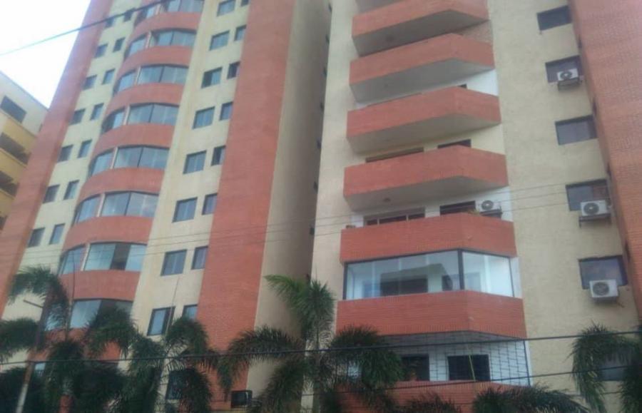 Foto Apartamento en Venta en san jose, Valencia, Carabobo - U$D 21.000 - APV130342 - BienesOnLine