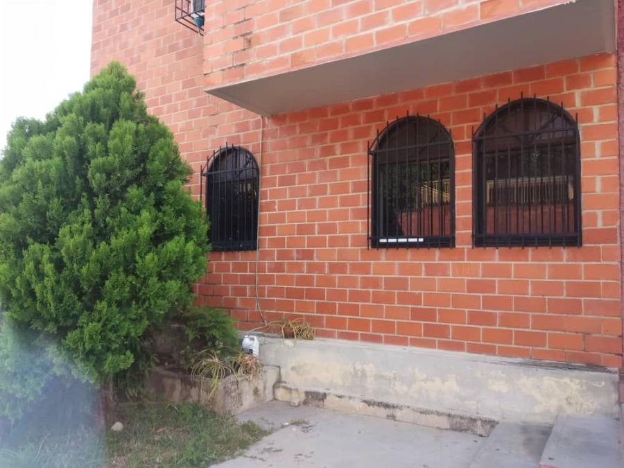 Foto Apartamento en Venta en Mario Briceo Iragorri, El Limn, Aragua - BsF 36.750 - APV121714 - BienesOnLine