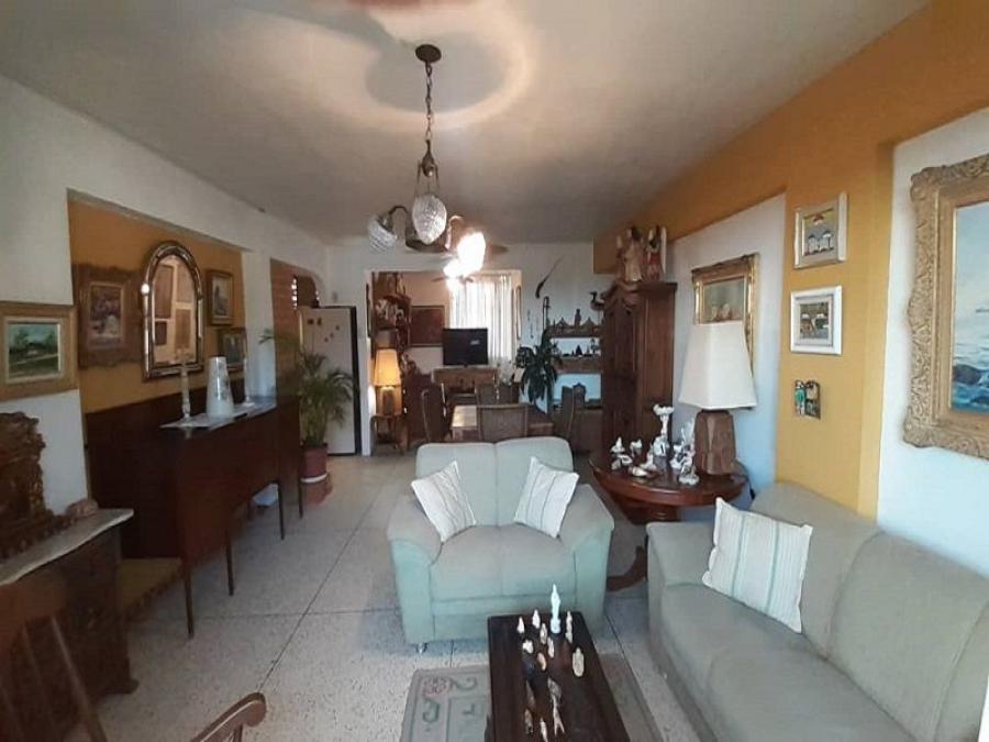 Foto Apartamento en Venta en Trigal Centro, Valencia, Carabobo - U$D 25.000 - APV156162 - BienesOnLine
